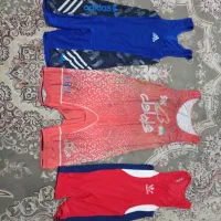 لباس و کفش کشتی