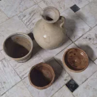 کوزه و گلدان سفالی