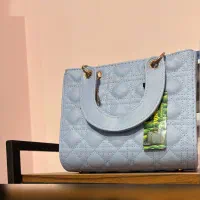 کیف فقط ۷۵۰ بوتیک سارا