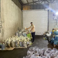 ارسال کشمش با نیسان و خاور به سراسر کشور