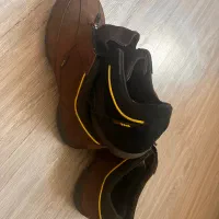 کفش مخصوص کوهنوردی
