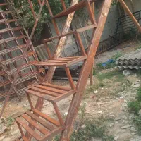 پله اهنی  راسته  در اندازه‌ای مختلف