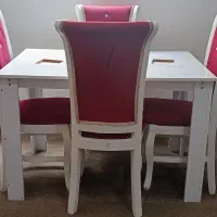 میز غذاخوری ۴ نفره