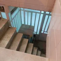 تک-خواب-مبله-زیر-مغازه