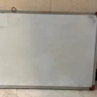 تخته وایت‌برد و برد اطلاع رسانی