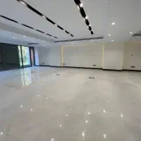 ۱۳۰ متر / جردن / سند اداری/۳ پارکینگ / لوکیشن خوب