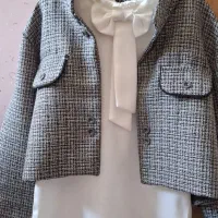 لباس دخترانه(کت ودامن)