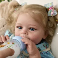 عروسک|اسباب‌بازی بچه|کیش, |دیوار