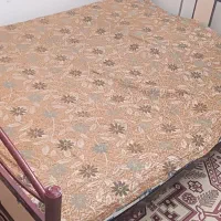 تخت خواب فلزی