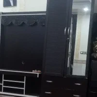 زیر تلویزیون وکمد لباس