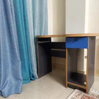 میز کامپیوتر و تحریر