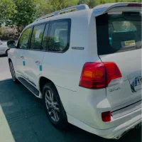 همکاری در خرید هایلوکس پرادوRAV4