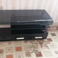 زیرتلویزیونی شیشه ای