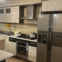 فروش یک سرویس کابینت هایگلاس