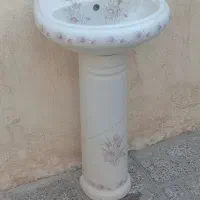 سنگ رو شور همراه با پایه