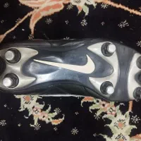 کفش فوتبال مخصوص چمن