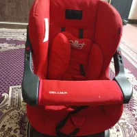 صندلی نوزاد ایمنی