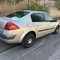 مگان ۲۰۰۰ اتومات