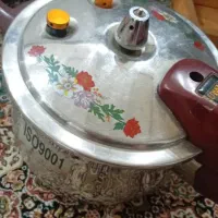 زودپز نو و تمیز