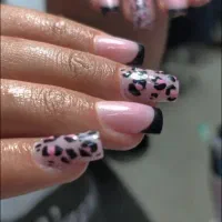 کاشت ناخن در شهرری  ۳۵۰ تومان