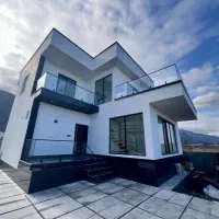 فروش-زیر-قیمت-ویلا-مدرن-جنگلی-3خواب-مستر-سنددار