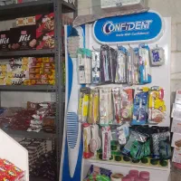 فروشنده سوپر مارکت