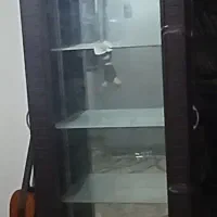 گنجه و میز فروشی