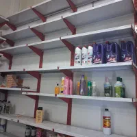 قفسه و اجناس