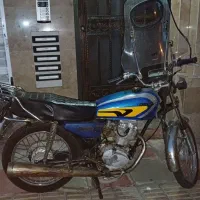 هوندا۱۲۵ مدل۱۳۸۴