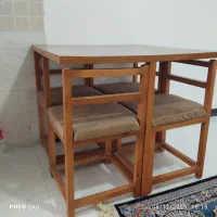 میز نهارخوری چهارنفره