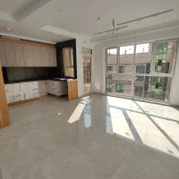 ۸۷ متر ، سالن پرده خور ، تاپ لوکیشن