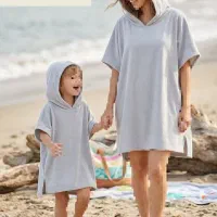 حوله ساحلی مادر و کودک طرح ژورنالی