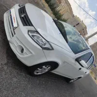 ساینا بدون رنگ.