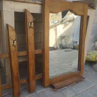آینه قدیمی سنتی دیواری