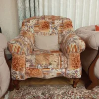 مبل راحتی ۱۰ نفره سالم و بدون زدگی