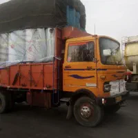 بنزخاور مدل 1357 موتور تازه تعمیر