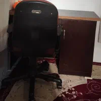 میز و صندلی چرخدار