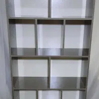 کتابخانه و استند