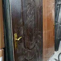 درب اتاق خواب وسرویس حمام