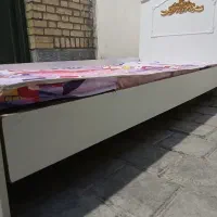تخت و تشک نوجوان