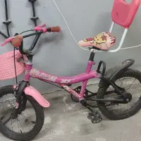 دوچرخه صورتی