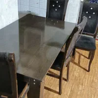 میز غذا خوری ۶ نفره با ۴ صندلی