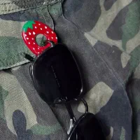 آویز عینک