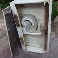هود اجاق گاز طرح قدیم  کار کرده سالم طبق تصویر