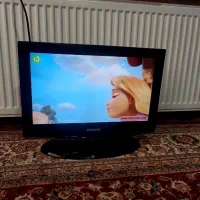 ال سی دی ۲۲ اینچ فلش خور درحد آک بسیارتمیزوسالم