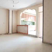 آپارتمان ۶۸ متری/بهترین لوکیشن خیابان بهار