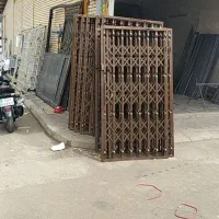 حفاظ اکاردیونی کشویی ریلی طرح سه گل با نصب