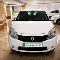 رنو ساندرو اتوماتیک مدل ۱۳۹۵ کم کهر