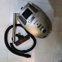 دوعدد جاروبرقی