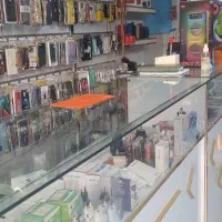همکار فروشنده لوازم جانبی موبایل